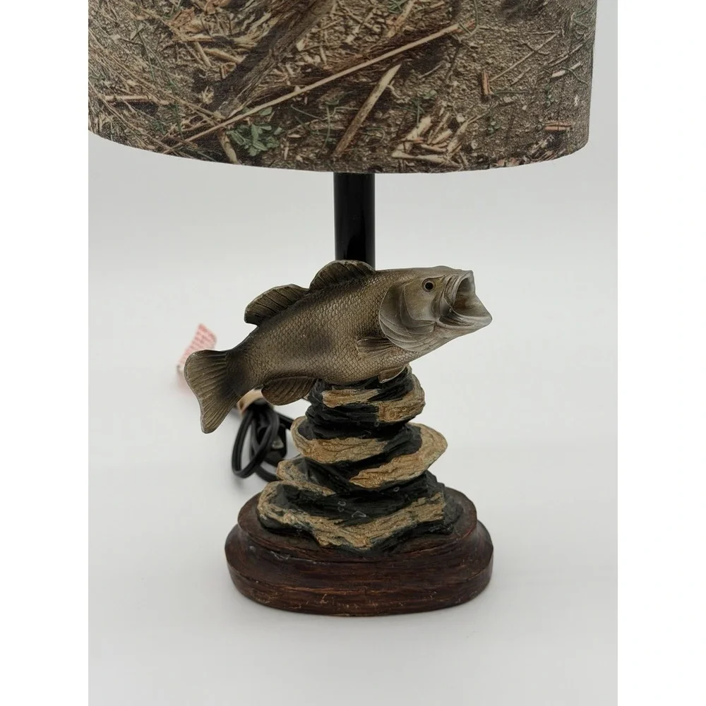 Mossy Oak Large Mouth Bass Table Lamp Camo 